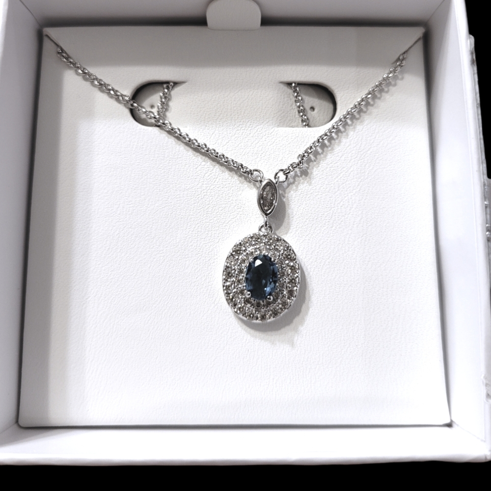 NIB Aquamarine necklace RBP2711
